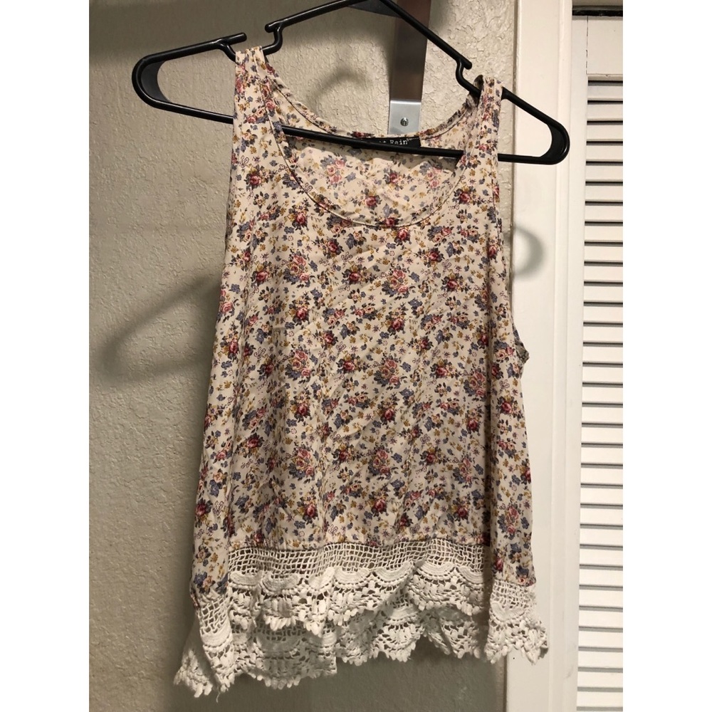 Flowery loose tank